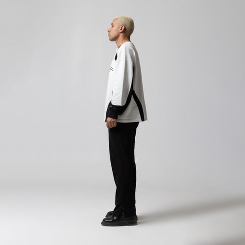 AWAKEN WHITE SWEATSHIRT - WHITE