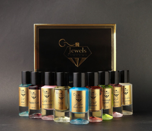 بوكس ثلاث عطور من اختيارك اكتب اسماء عطورك في المل...