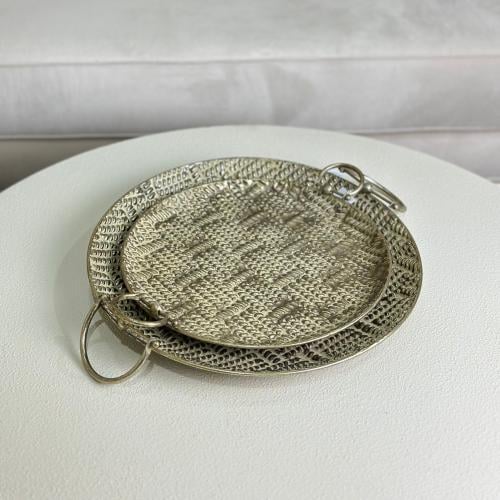 صينية تقديم معدن