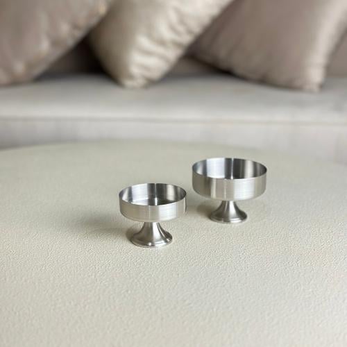 تقديمة معدن مميزة