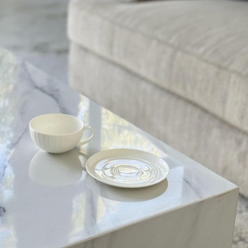 كوب مع قاعدة