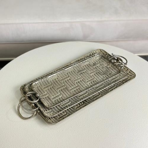 صينية تقديم معدن