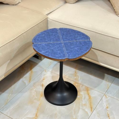 طاولة خدمة مميزة