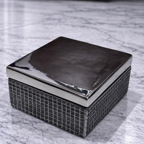 علبة سيراميك