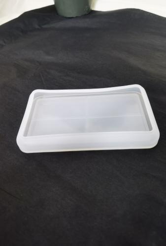 قالب مستطيل مجوف