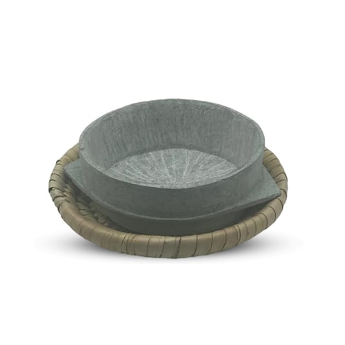 حامل قدر من الخوص صناعة يمنية