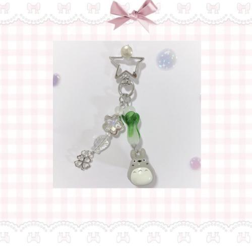 تعليقة توتورو بجرس صغير