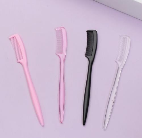 دمى مشط صغير لتصفيف شعر الدمية لون عشوائي