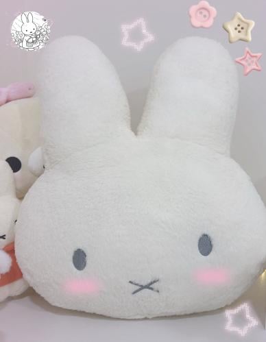 وسادة شخصية ميفي Miffy
