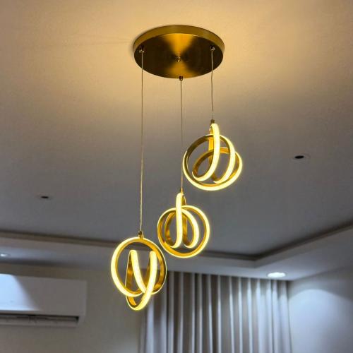 علاقي مودرن حلزوني تحكم بالريموت