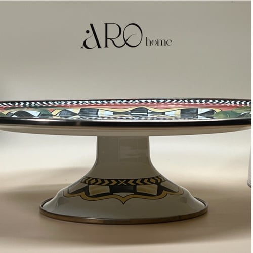 طبق تقديم الكيك