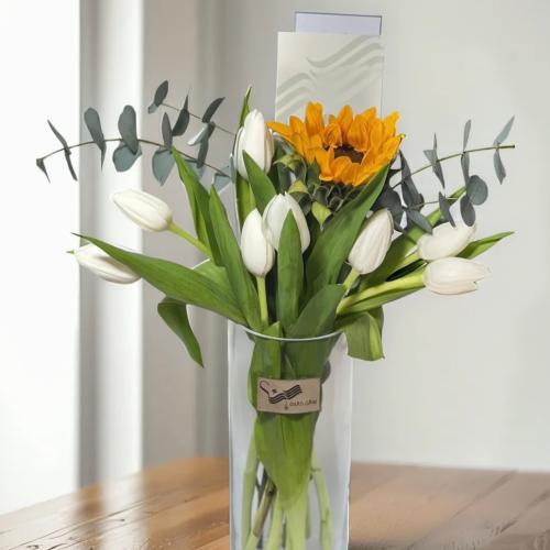 اشراقة الزهور