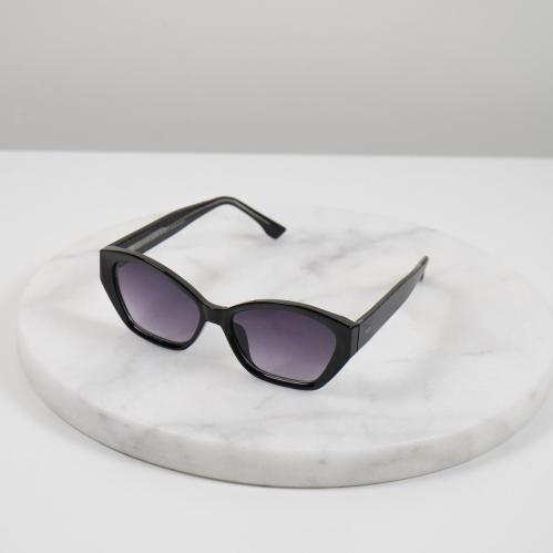 نظارة شمسية Polite