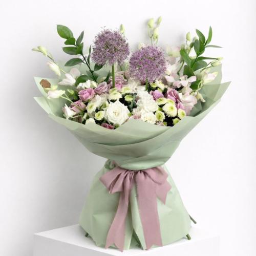 باقة لُطف الكاميليا