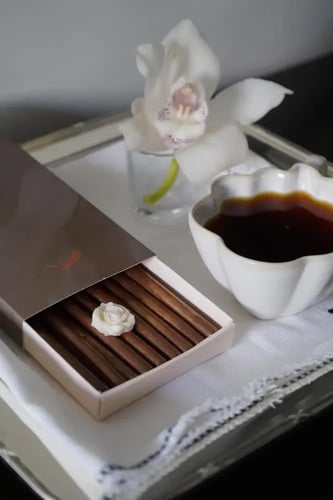 فازة بجامة العيد ، وتفاصيل أخرى