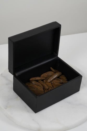 بوكس عود فاخر - جلد أسود اوقيتين