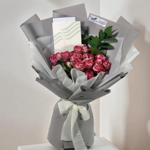 باقة بساطة مزهرة