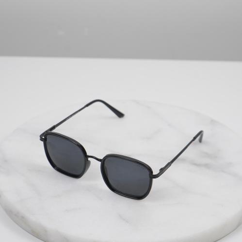 نظارة شمسية wolmar