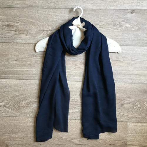 طرحة بلونين – تصميم عملي وراقي