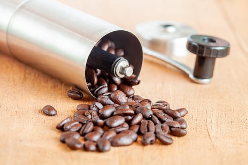 طاحونة ستيل يدوية