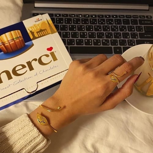 مجموعة فوند ملكة بالاسم حسب الطلب