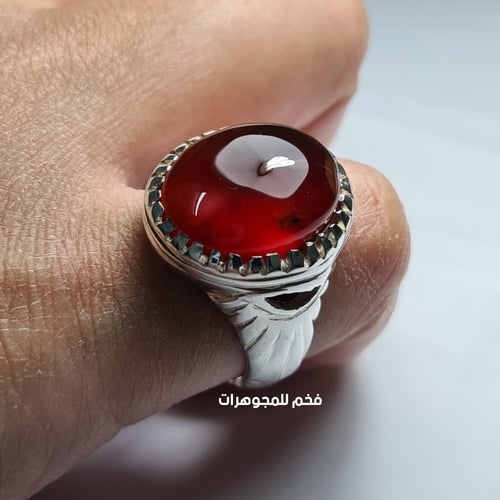 خاتم فضه فخم بحجر عقيق يمني أحمر ياقوتي من النوادر