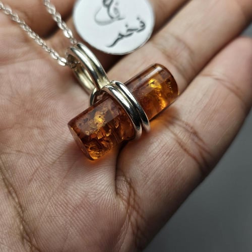 قلادة فضه حجر كهرمان عطش طبيعي حجر فاخر