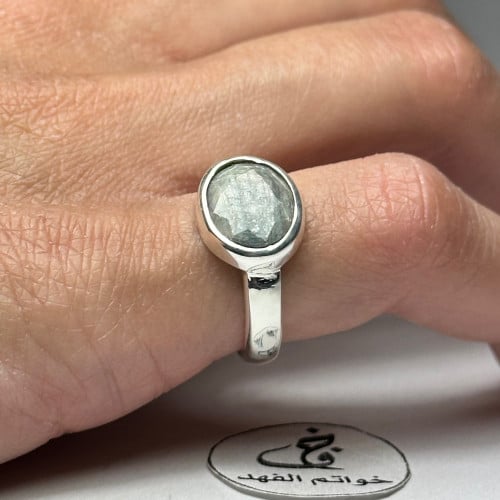 خاتم ملكي فخم بحجر زفير طبيعي لون سلفر نادر جدا وم...