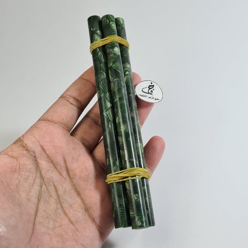 عصي قلاليث فرنسي نادرة في تكوينها بروتين الحليب وم...