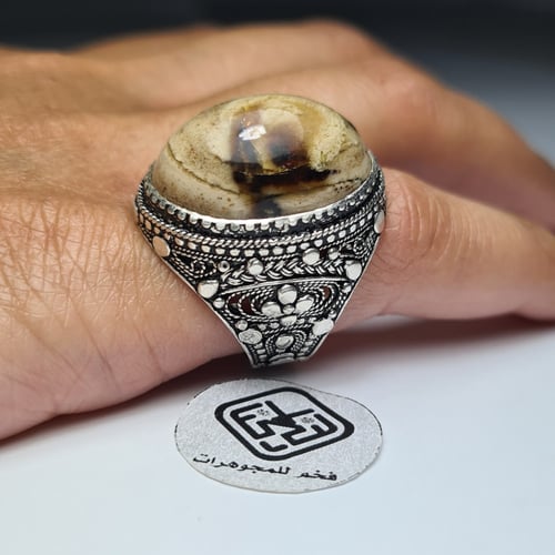 خاتم فضه فخم صياغة يمنية يدوية بحجر كهرمان سومطري...