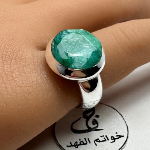 خاتم ملكي فضه تصميم فخم حجر زمرد طبيعي فاخر
