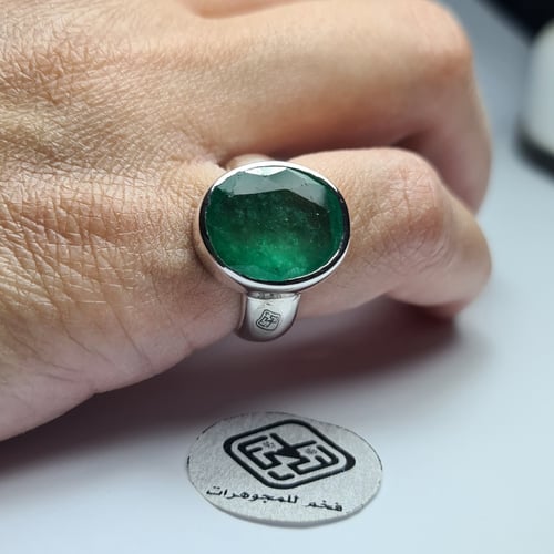 خاتم فضه ملكي فخم بحجر زمرد افريقي فاخر جدا