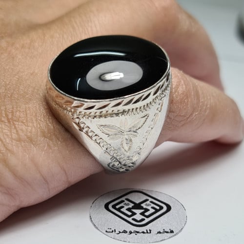 خاتم فضه مميز بحجر عقيق شفة افريقي فخم
