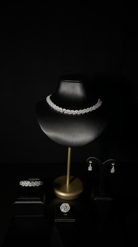 طقم فضه تصميم الماس