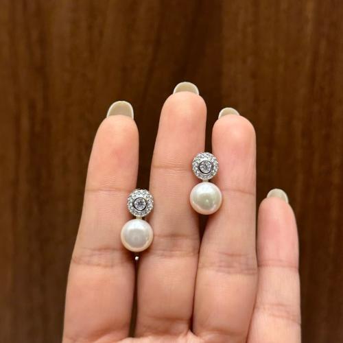 لؤلؤ زراعي وفضه تصميم الماس