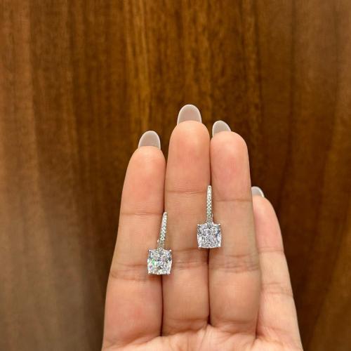 حلق سوليتير ابيض قضه تصميم الماس