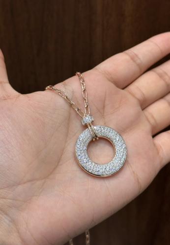 سلسال فضه مطلي بذهب روز قولد ومرصع بالزيركون السوي...