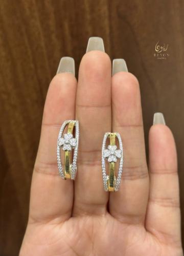 حلق فضه تصميم الماس مطلي ذهب