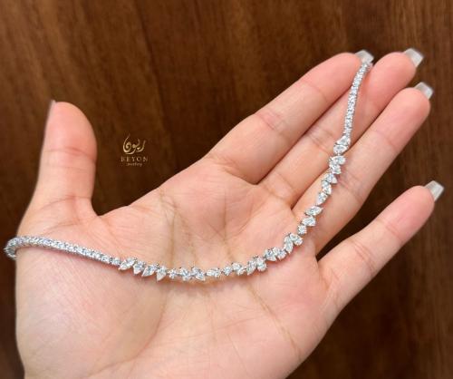 عقد فضة مرصع بالزيركون السويسري تصميم الماس