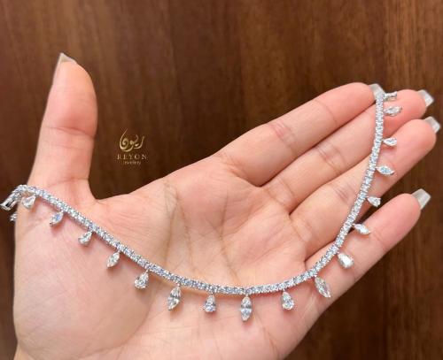 عقد فضة مرصع بالزيركون السويسري تصميم الماس