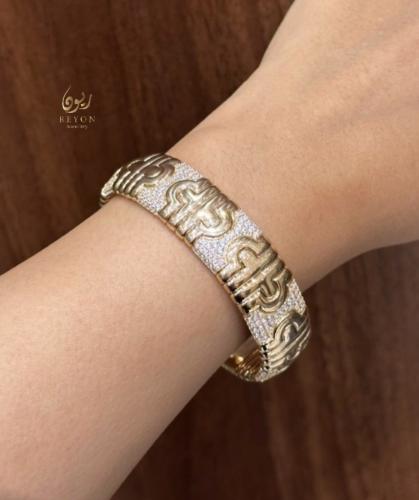 اسواره فضه مرصعه بالزيركون اليويسري مطليه ذهب روز...