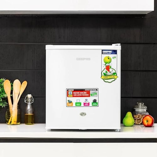 ثلاجة جيباس باب واحد بسعة 46 لترًا، سعة 1.6 قدم مو...