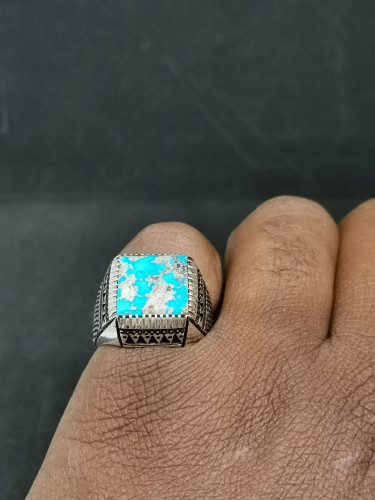 خاتم الفضة بحجر فيروز نيشابوري ايراني بصياغة عباسي...