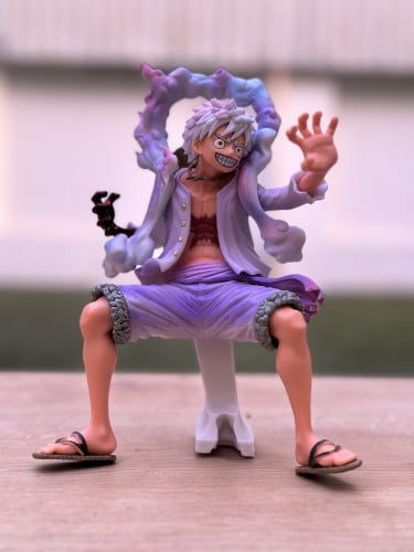 فيقر لوفي الجير الخامس نيكا الجوي بوي