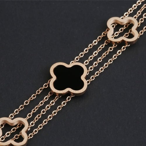 سوار كليف وردة كلوفر بتصميم سلاسل ووردات مفرغة لون...