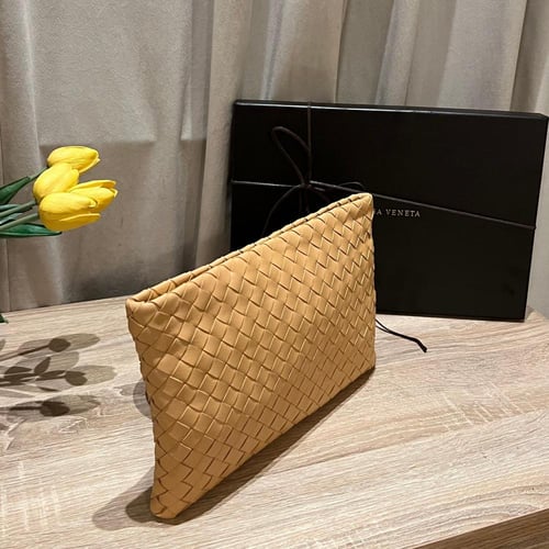 بوتيقا Bottega