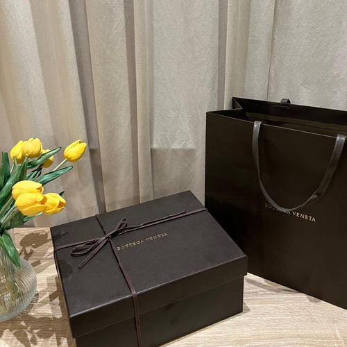 BOTTEGA VENETA ( BRIGHTON BLUE )