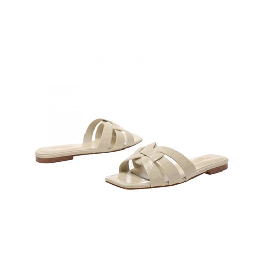 Sainti Laurent slipper سليبر ساني لوران