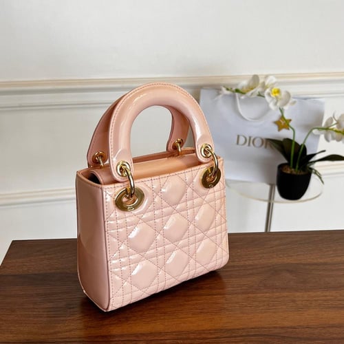 LADY DIOR MINI (17 CM) ليدي ديور ميني مقاس 17 سم