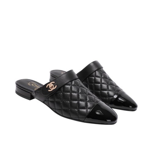 CHANEL هاف فلات شانيل